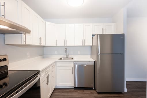 Polo Club Townhomes: 770 - 818 Allegheny Drive