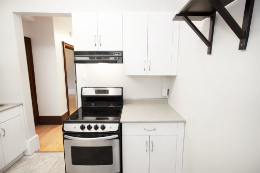 667 Wolseley Apartment