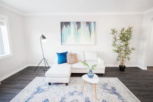 1780 Portage Apartment
