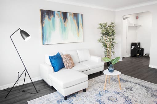 1780 Portage Apartment