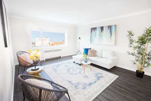 1780 Portage Apartment