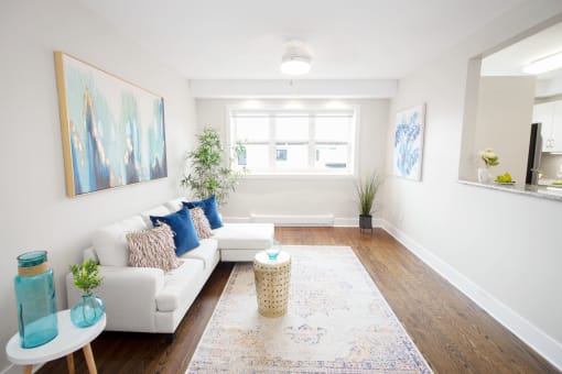 A One-Bedroom Suite at 700 Corydon Avenue