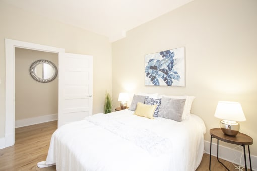 Living room at 105 Clarke Apartment Suites for rent in Winnipeg