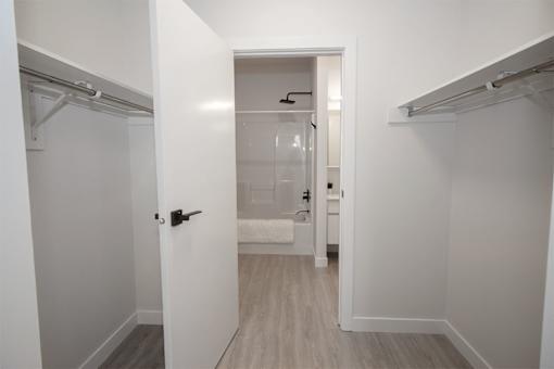 Luxury 2 Bedroom Suite at 703 St Annes Road