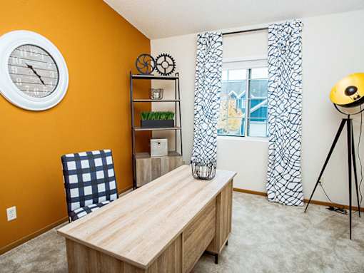 Mequon Trail Townhomes - Home Office