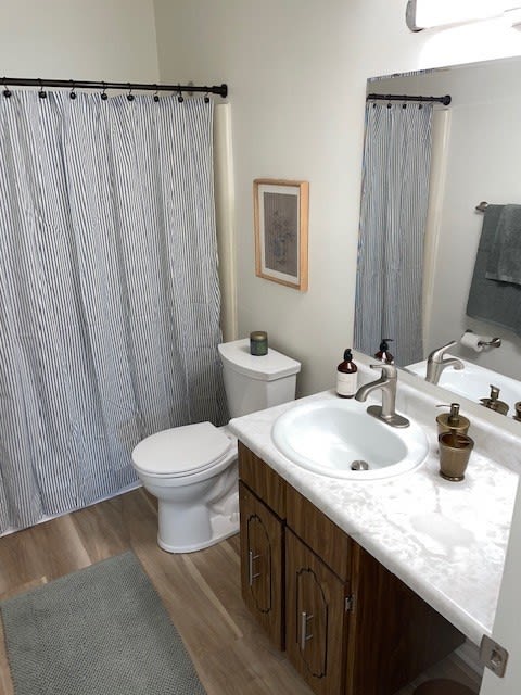 Brookmount Bathroom