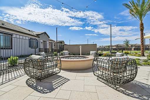 Outdoor Fire Pit at Avilla Bella Camino, San Tan Valley, AZ 85143