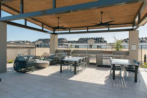 Outdoor Lounge + Grill Area at Avilla Vista Norte, Phoenix, AZ 85087