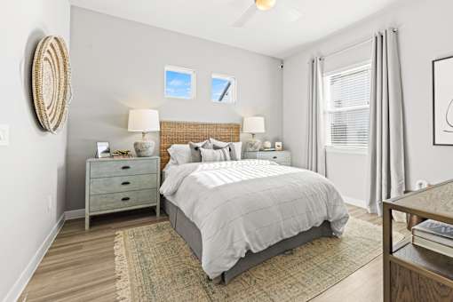 Primary bedroom at Avilla Lakeridge in Arlington, TX 76002.