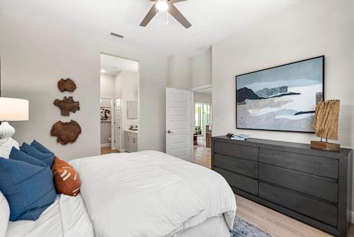 Gorgeous Bedroom at Avilla Silver Palm, Land O Lakes