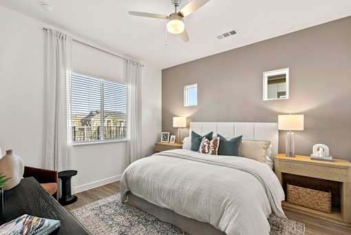 Bedroom with Expansive Windows at Avilla Trinity, Fort Worth, TX 76111
