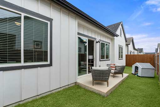 Pet-Friendly Private Backyard at Avilla Rio Oaks Apartments, Liberty Hill, TX 78642