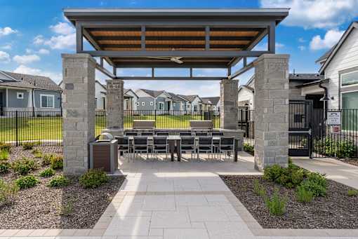 Outdoor Grill Area at Avilla Rio Oaks Apartments, Liberty Hill, TX 78642