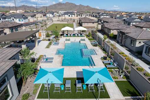 Resort Style Pool & Hot Tub at Avilla Vista Norte, Phoenix, AZ 85087
