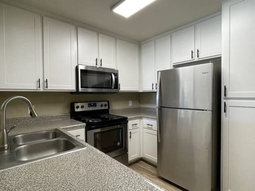 Kitchen Appliances at Sharlands Terrace Apartments, Nevada