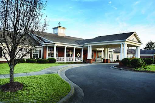 Senior Care Facility Entrance at Spring Arbor of Wilmington in Wilmington, NC