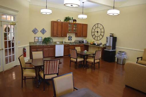 Self-Serve Coffee Shop in Williamsburg, VA at Spring Arbor of Williamsburg