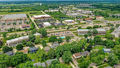 Aerial view of apartment community and surrounding area at Fox Run Apartments, St. Charles, Illinois