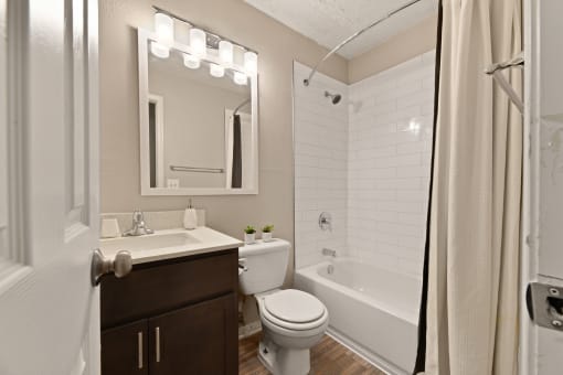 our apartments offer a bathroom with a bathtub