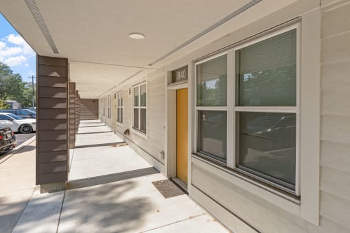 the preserve at ballantyne commons apartment lobby