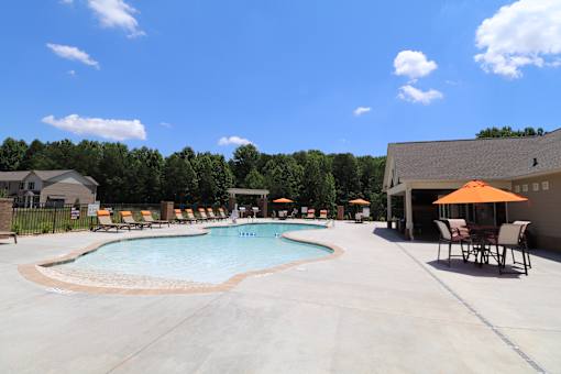 Gorgeous Pool and Sun Deck