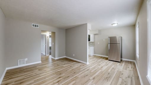 Patriot Crossing - Living Room