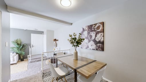 Dining at Halsey Flats, Louisville, 40207
