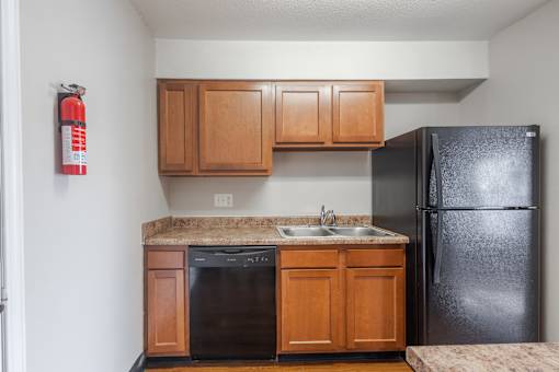 Bridgepointe Crossing - Kitchen
