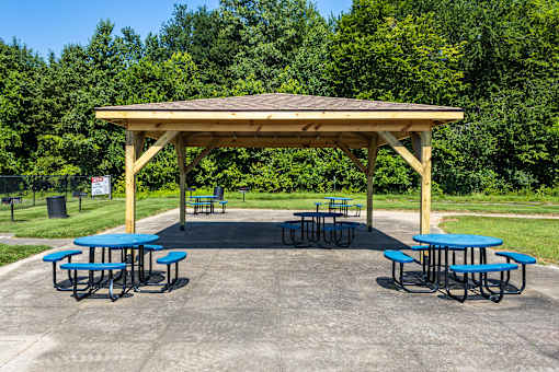 Bridgepointe Crossing - Gazebo