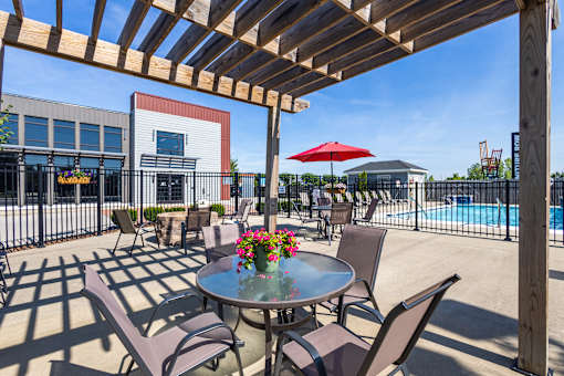 Clarksville Lofts - Pool Deck