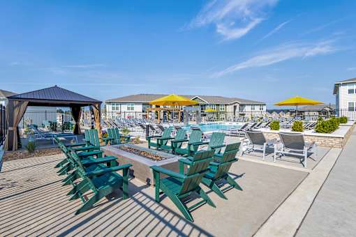 Pool Deck at Sage Springs, Elizabethtown, KY