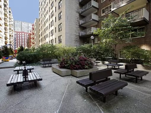Holland Courtyard