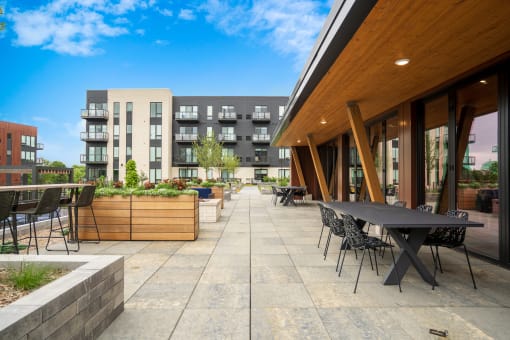Sundeck