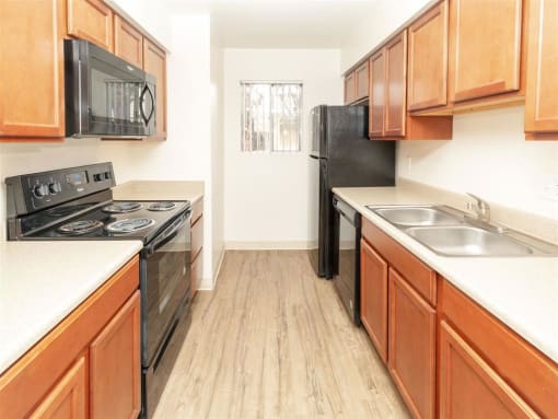 Modern Kitchen With Custom Cabinet at Cimarron Place Apartments, Tucson, AZ, 85712