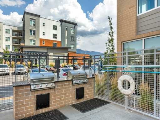 BBQ Area at Arcadia Apartments