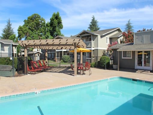 Pool With Sunning Deck at Aspen Park Apartments, Sacramento