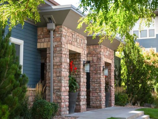 Leasing Center Exterior at Avena Apartments, Thornton