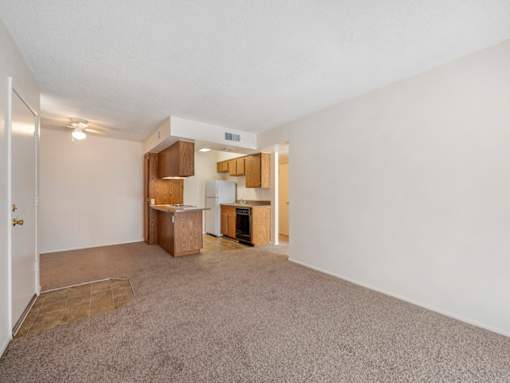 Glen Oaks Large Living Room