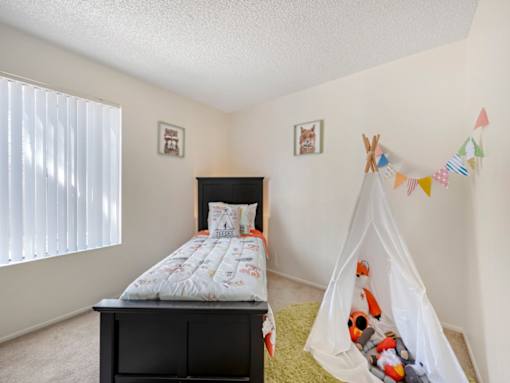 Glen Oaks Secondary Bedroom