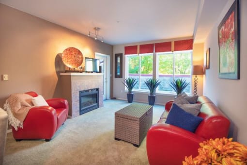 Living Room with Fireplace at Metropolitan Place Apartments, Renton, WA, 98057