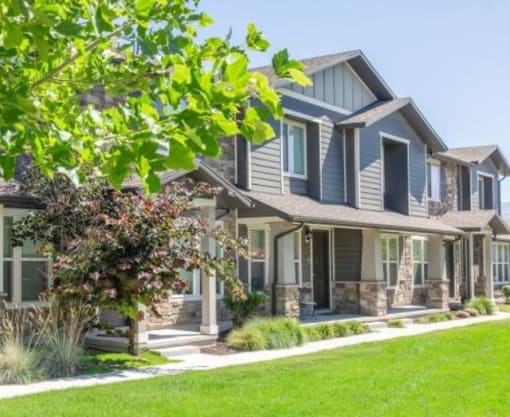 Lush Green Outdoor Spaces at San Tropez Apartments & Townhomes, South Jordan, UT, 84095