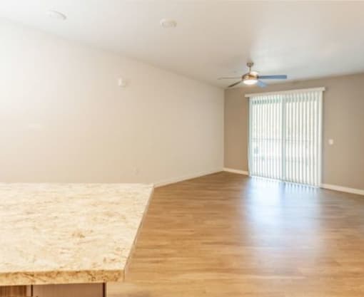 Woodgrain Flooring at 600 Lofts Apartments, Utah, 84111