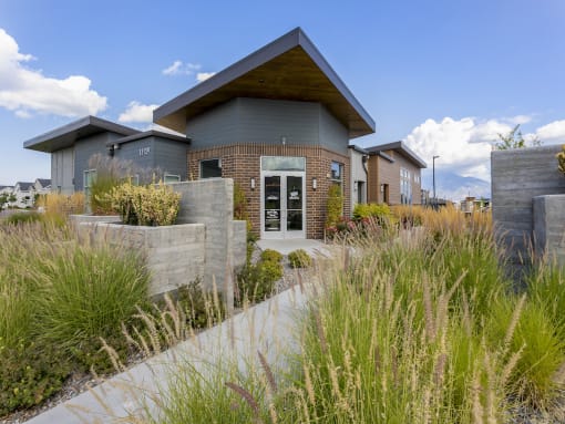 Entrance to Parc Ridge Leasing Center