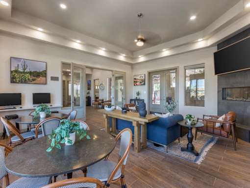 Sitting Area at Canyon Ridge