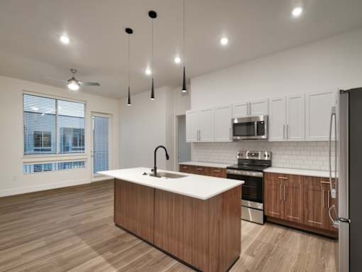 The Stack - Sugarhouse Apartments Kitchen with Balcony