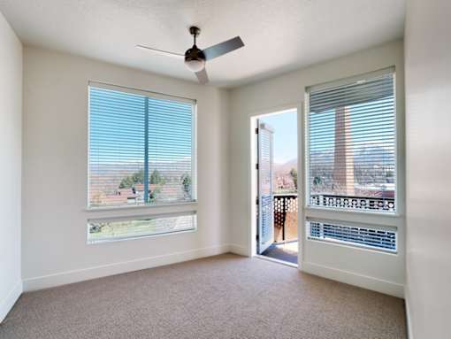 The Stack - Sugarhouse Apartments Private Balcony