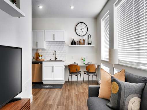 The Stack - Sugarhouse Apartments with Built In Desk