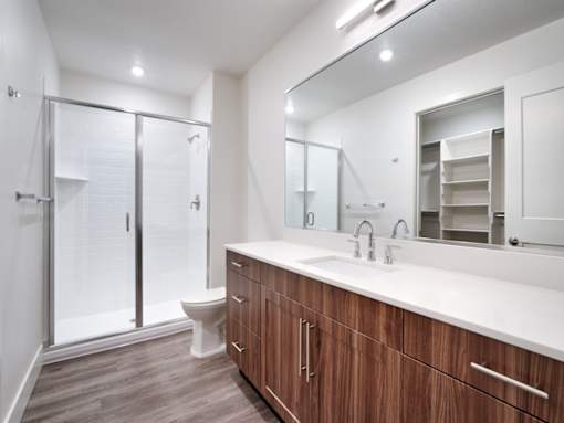 The Stack - Sugarhouse Apartments with Walk In Shower