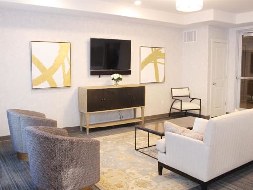 Resident Lounge with TV at Kimpton Square Apartments