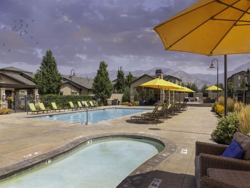 Hot Tub And Swimming Pool at Four Seasons Apartments & Townhomes, Utah, 84341
